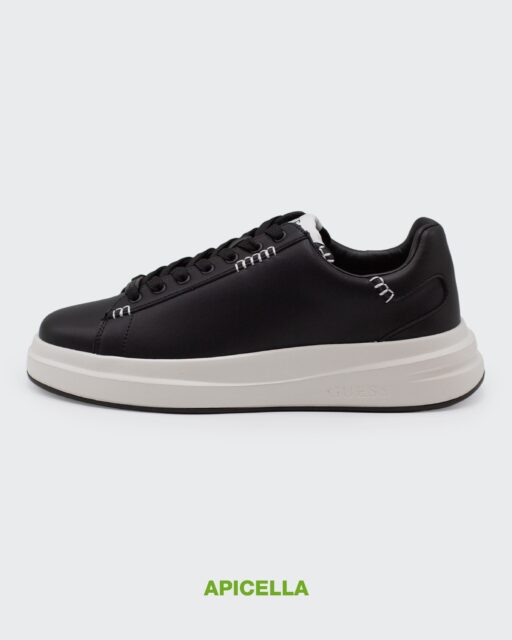 Da Apicella Calzature ogni dettaglio fa la differenza.
Scarpe, borse e accessori per uomo e donna pensati per chi non segue lo stile… lo definisce.

#fashionitalia #apicellacalzature #guess #scarpe #outfit