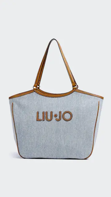 Pratiche, capienti e sempre alla moda 💼✨
Le borse ideali per accompagnarti ogni giorno.

#borsecomode #dailybag #fashionstyle #lookdaily #modadonna